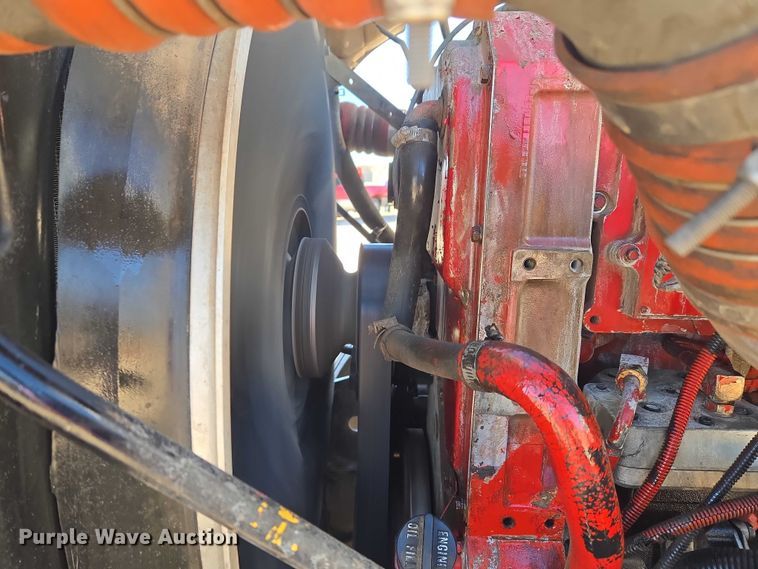 image for item ET5251 2008 Peterbilt 388 semi truck