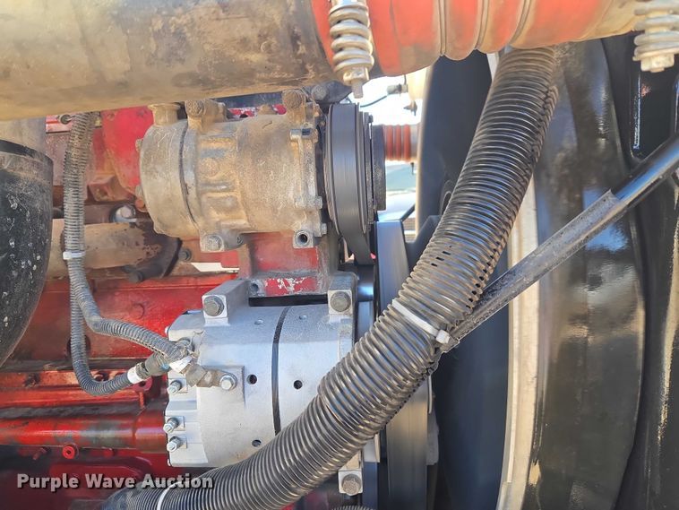 image for item ET5251 2008 Peterbilt 388 semi truck