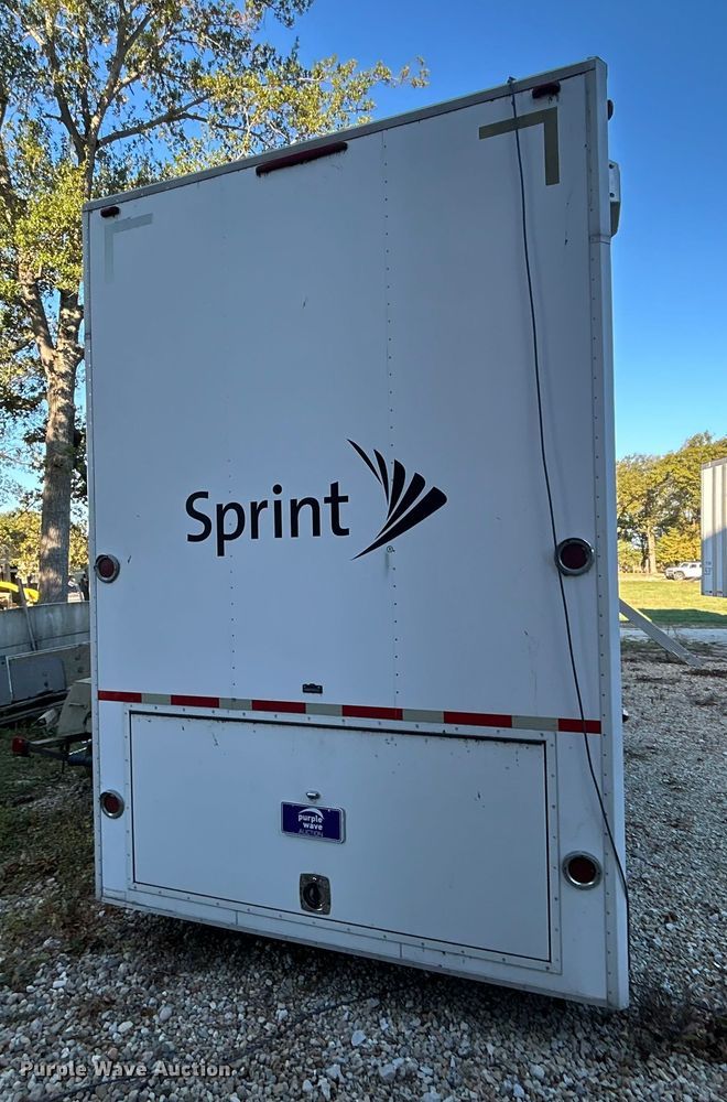 image for item ET6501 2013 Trailer 40' CUPCOW communications trailer