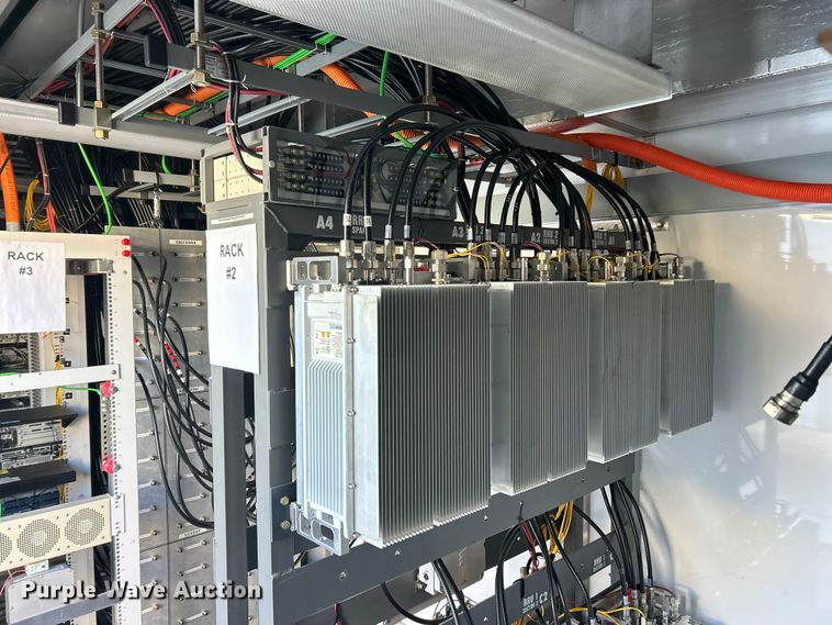 image for item ET6501 2013 Trailer 40' CUPCOW communications trailer