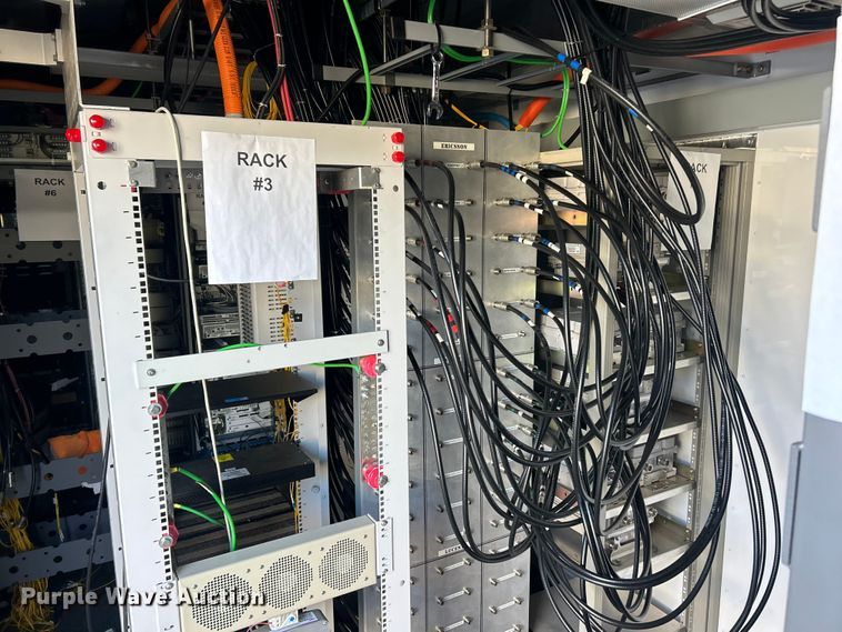 image for item ET6501 2013 Trailer 40' CUPCOW communications trailer