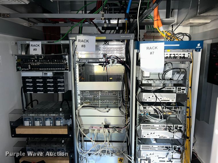 image for item ET6501 2013 Trailer 40' CUPCOW communications trailer