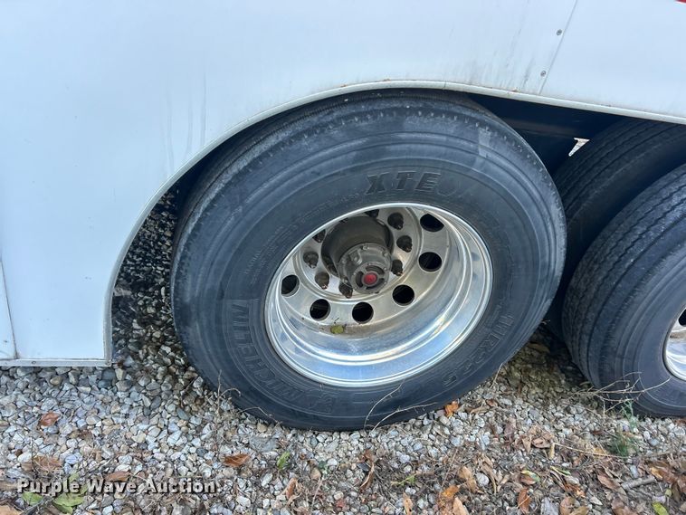 image for item ET6501 2013 Trailer 40' CUPCOW communications trailer