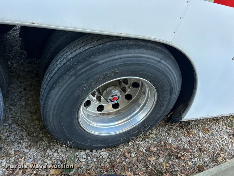 image for item ET6501 2013 Trailer 40' CUPCOW communications trailer