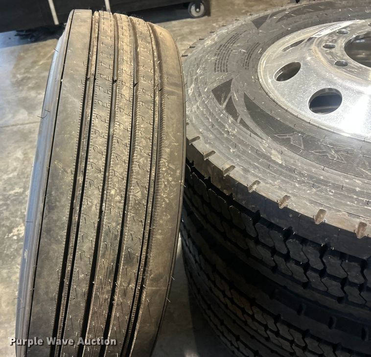 image for item ET6547 Tires and wheels