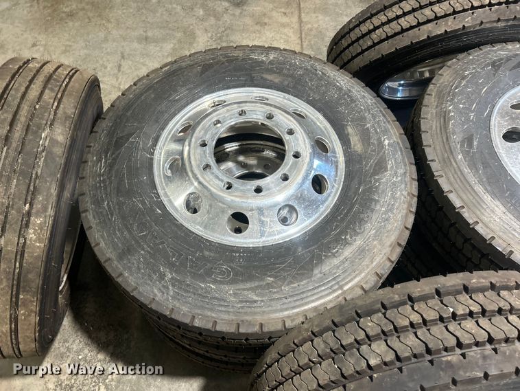 image for item ET6547 Tires and wheels