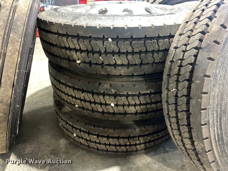 image for item ET6547 Tires and wheels