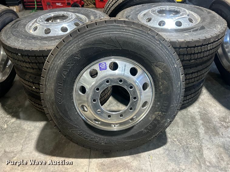 image for item ET6547 Tires and wheels