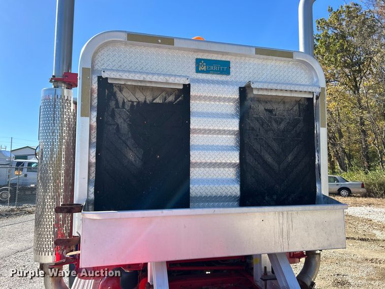 image for item ET6595 1998 Peterbilt 379 semi truck