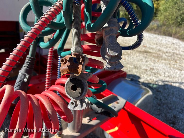 image for item ET6595 1998 Peterbilt 379 semi truck