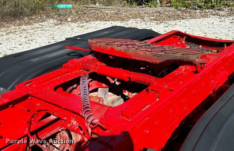 image for item ET6595 1998 Peterbilt 379 semi truck