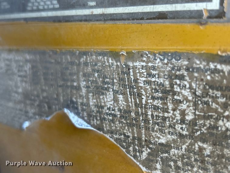 image for item ET6595 1998 Peterbilt 379 semi truck