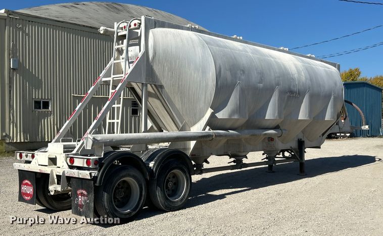 image for item ET6624 1992 J&L Tank pneumatic dry bulk trailer