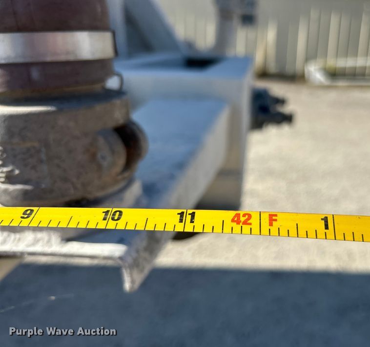 image for item ET6624 1992 J&L Tank pneumatic dry bulk trailer