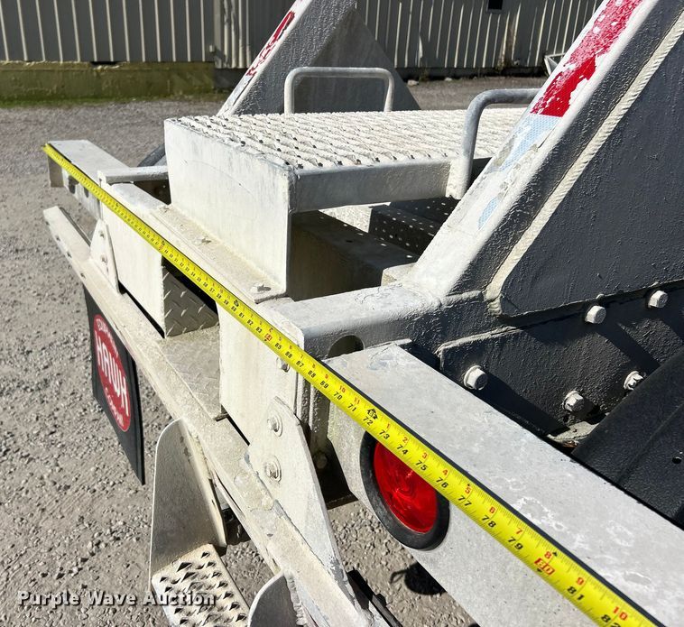 image for item ET6624 1992 J&L Tank pneumatic dry bulk trailer