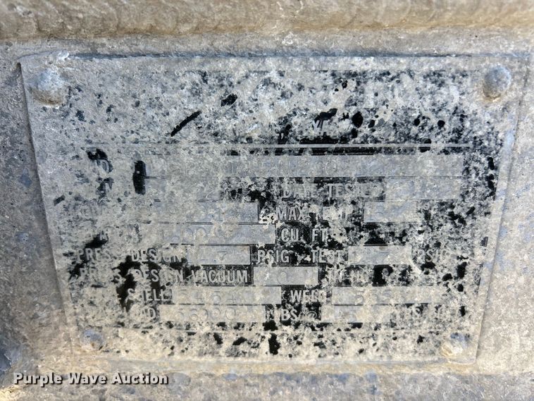 image for item ET6624 1992 J&L Tank pneumatic dry bulk trailer