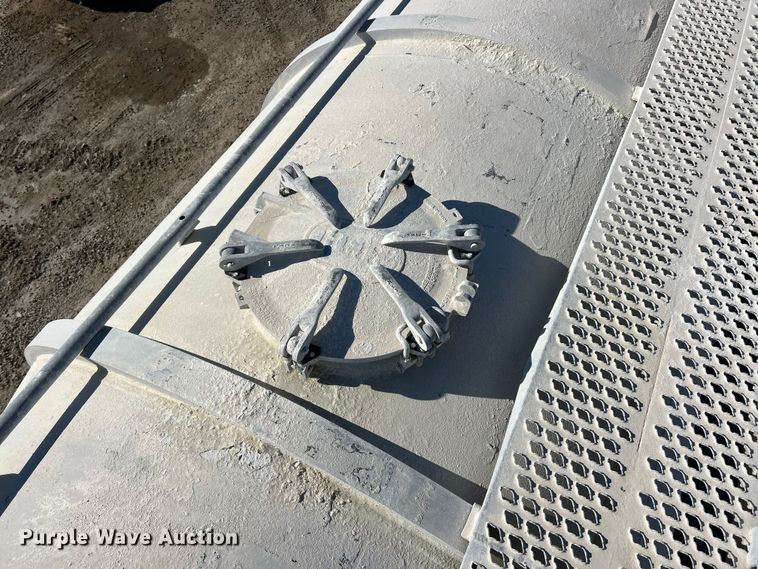 image for item ET6627 1997 Heil Tanker pneumatic dry bulk trailer