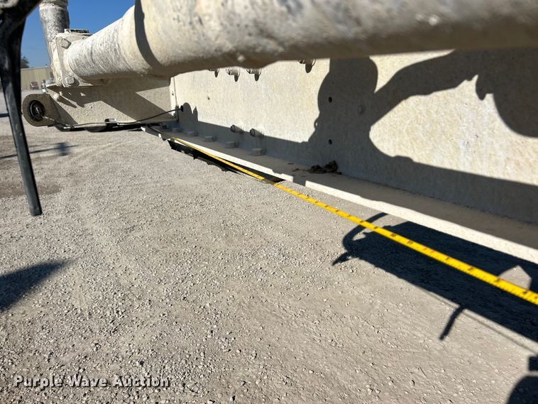 image for item ET6627 1997 Heil Tanker pneumatic dry bulk trailer