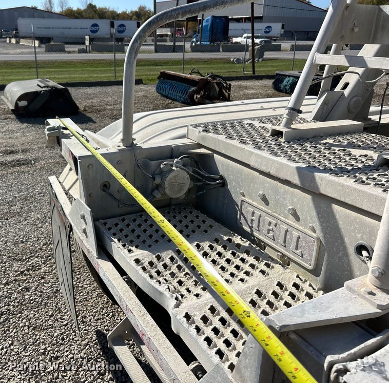 image for item ET6627 1997 Heil Tanker pneumatic dry bulk trailer