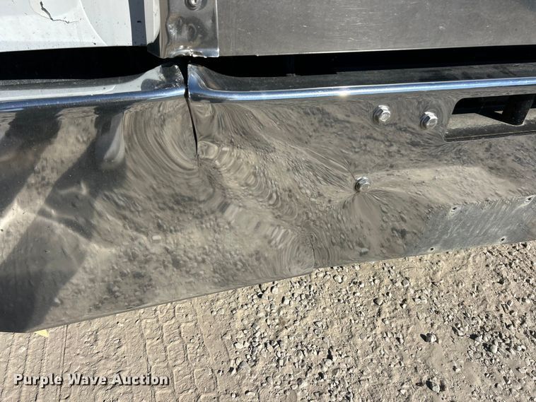 image for item ET6628 2013 Western Star 4900SF semi truck