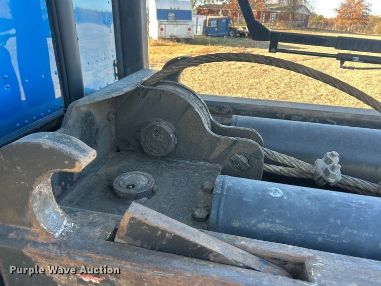 image for item ET6653 2007 International 5600i roll-off container truck