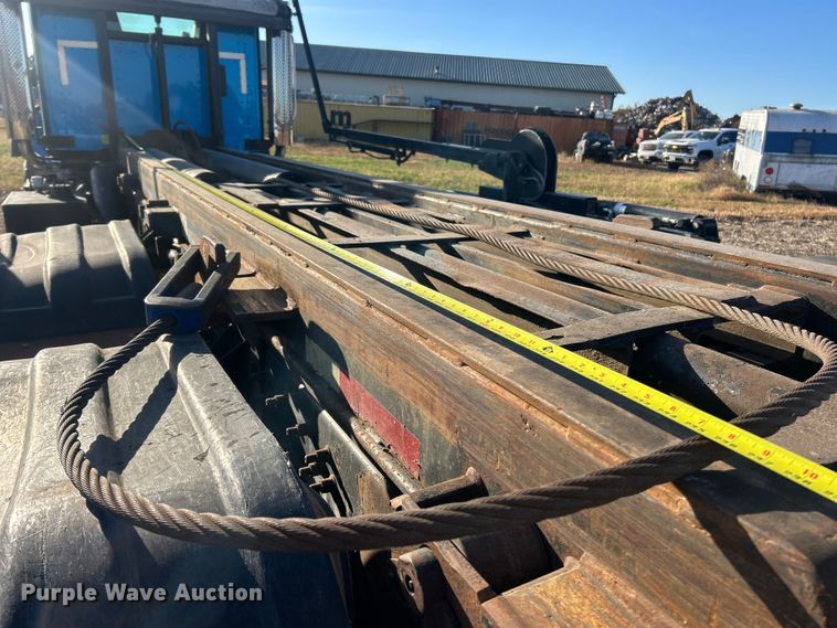 image for item ET6653 2007 International 5600i roll-off container truck