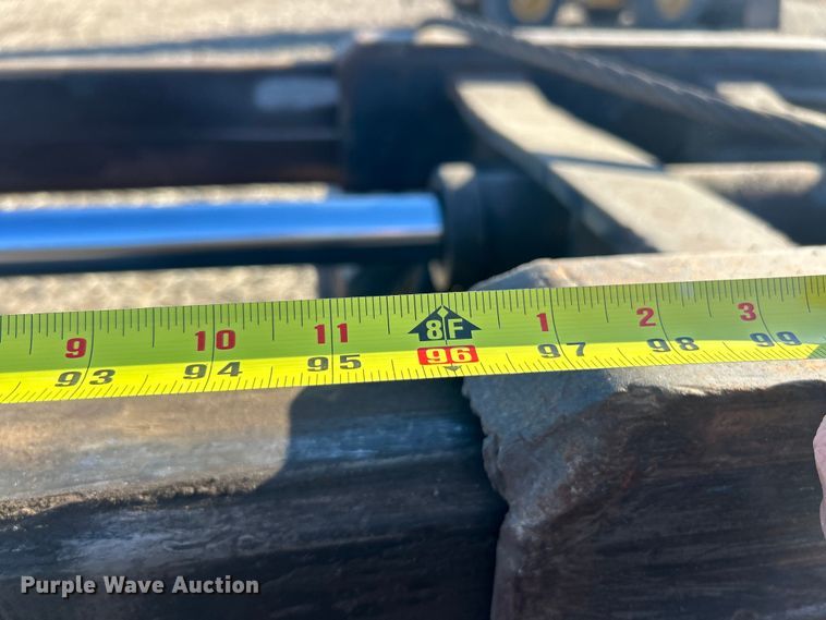 image for item ET6653 2007 International 5600i roll-off container truck