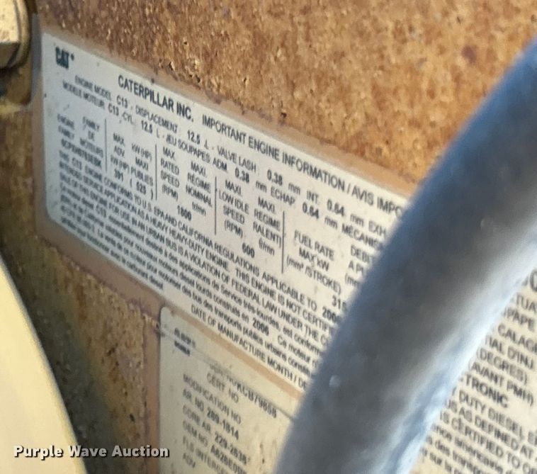 image for item ET6653 2007 International 5600i roll-off container truck