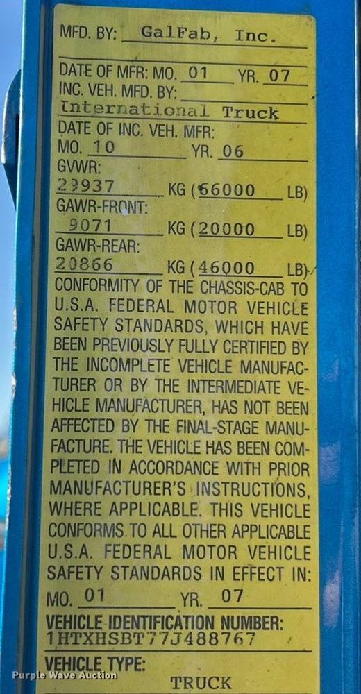 image for item ET6653 2007 International 5600i roll-off container truck