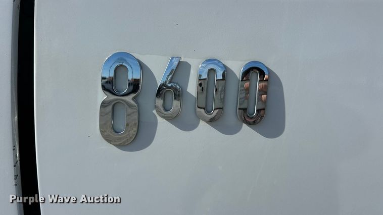 image for item ET6654 2006 International 8600 semi truck