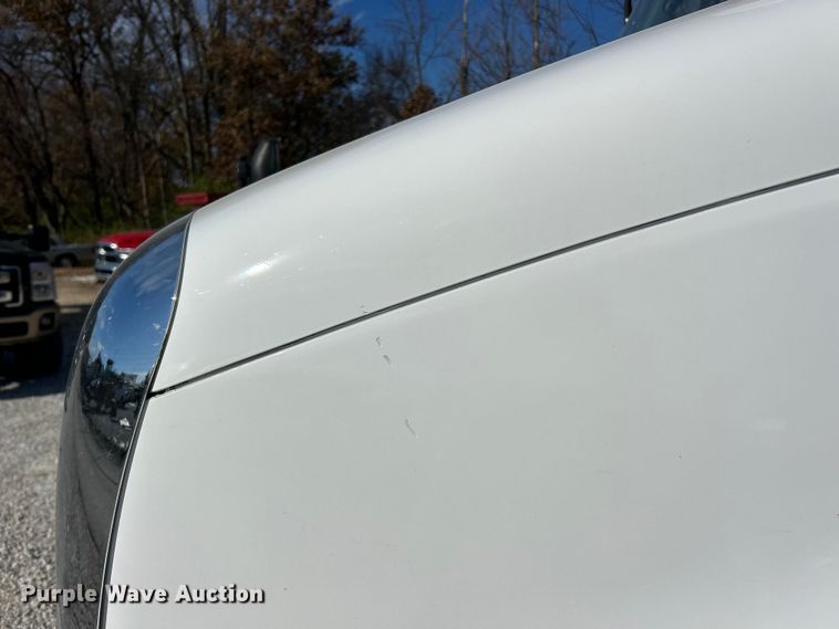 image for item ET6654 2006 International 8600 semi truck