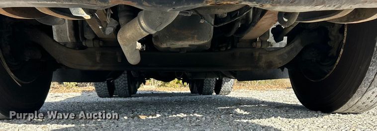 image for item ET6654 2006 International 8600 semi truck