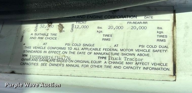 image for item ET6654 2006 International 8600 semi truck