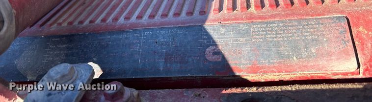 image for item ET7216 2014 Peterbilt 579 semi truck