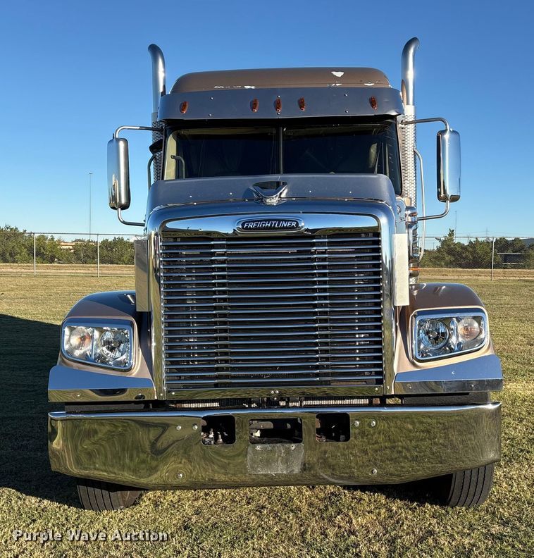 CAMIóN CAMAROTE 2016 FREIGHTLINER