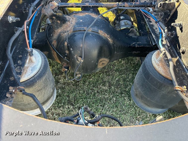 image for item ET7217 2016 Freightliner Coronado  glider kit semi truck