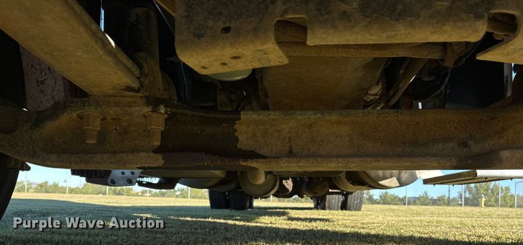 image for item ET7217 2016 Freightliner Coronado  glider kit semi truck