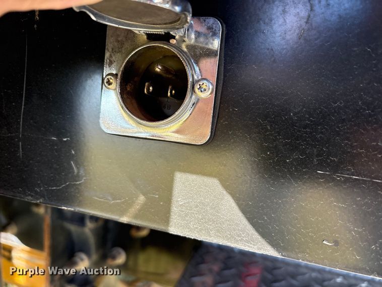 image for item ET7217 2016 Freightliner Coronado  glider kit semi truck