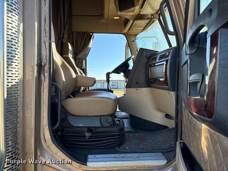 image for item ET7217 2016 Freightliner Coronado  glider kit semi truck