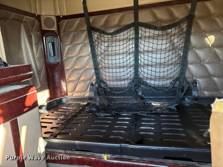 image for item ET7217 2016 Freightliner Coronado  glider kit semi truck