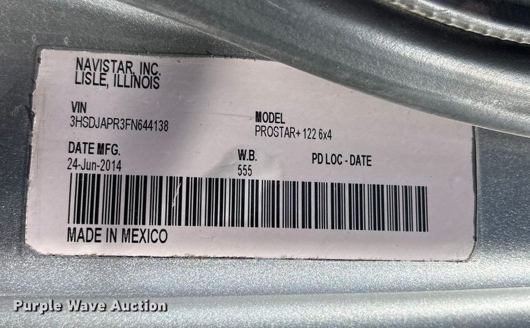 image for item ET7218 2015 International Prostar semi truck