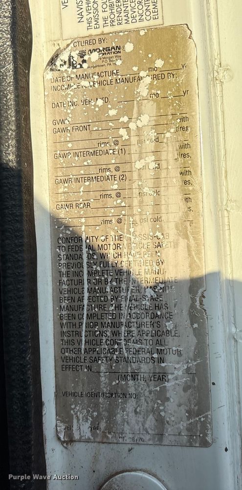 image for item ET7242 2000 International 4700 flatbed truck