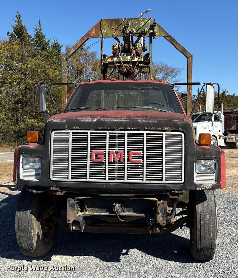 image for item ET7295 1994 GMC C7 crane truck