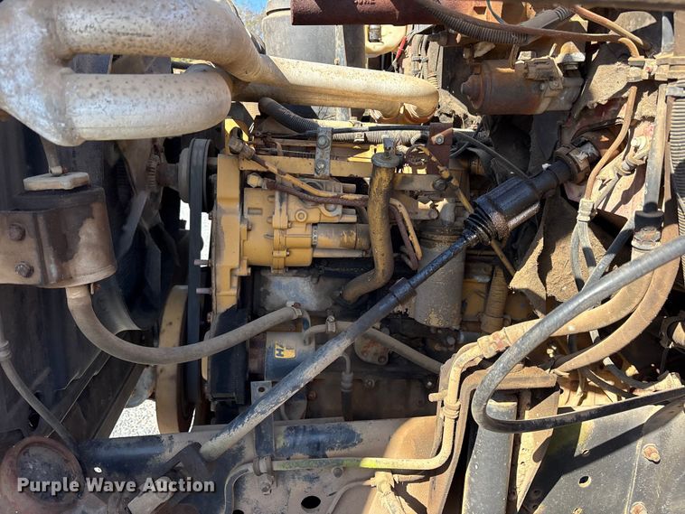 image for item ET7295 1994 GMC C7 crane truck