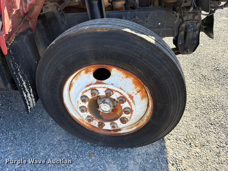 image for item ET7295 1994 GMC C7 crane truck