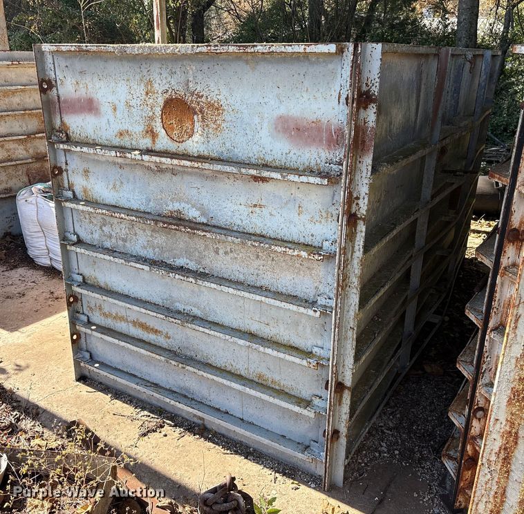 image for item ET7295 1994 GMC C7 crane truck