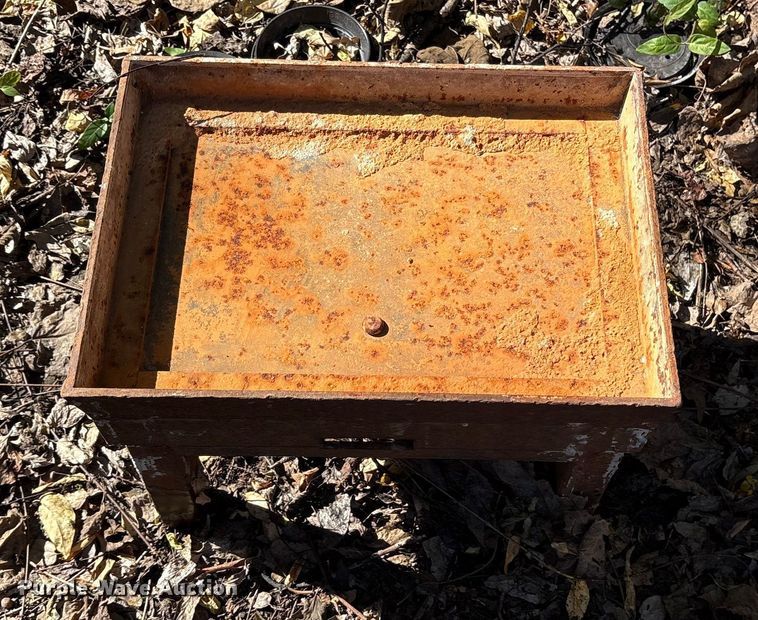 image for item ET7295 1994 GMC C7 crane truck