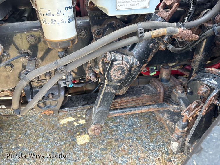 image for item ET8580 2015 Freightliner 108SD dump truck