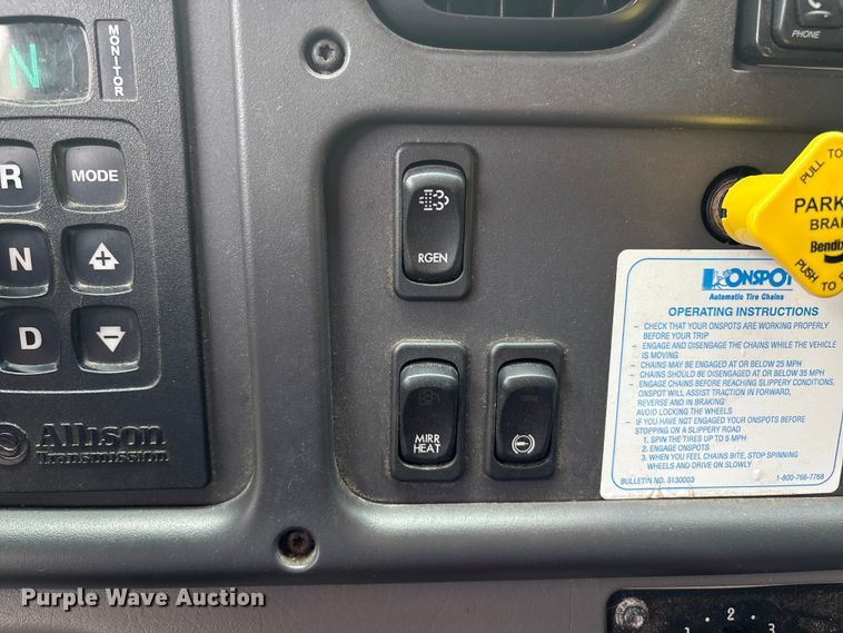 image for item ET8580 2015 Freightliner 108SD dump truck