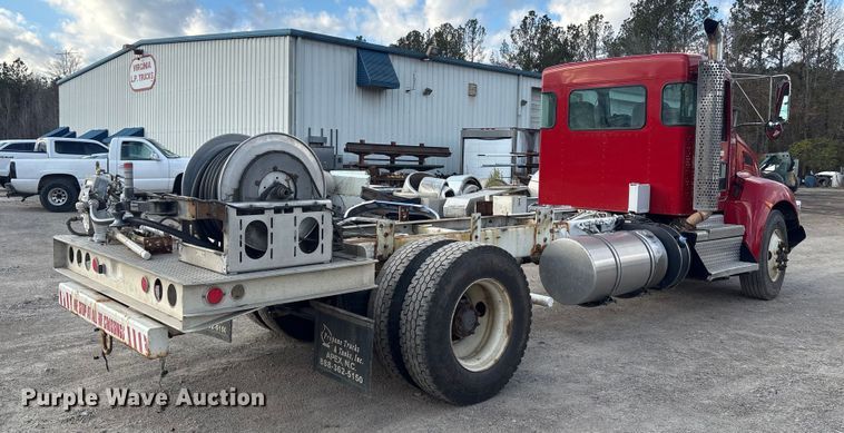 image for item ET8603 2018 Kenworth T370 truck cab and chassis